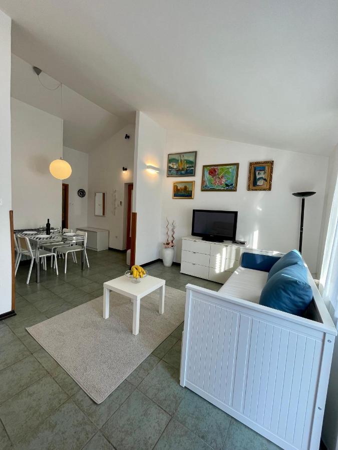 Apartments Matacin With Sea View Опатия Экстерьер фото